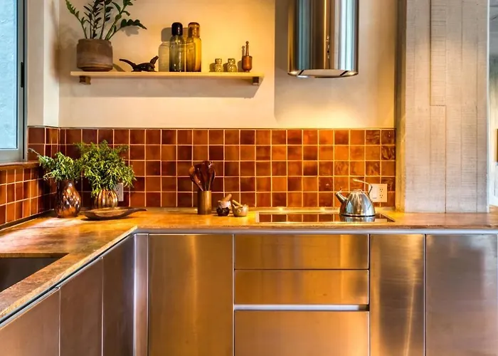 Apartment 2br Perfect Location Designer's Luxury *